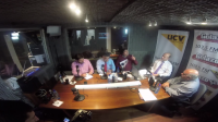 El almirante llama a la prudencia mientras el camionero y el portuario enfrentan opiniones cruzadas sobre las cargas limpias. El naviero dice: "Gobierno ha errado las metas" y el periodista saca alarmantes conclusiones.