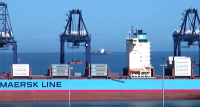 Buques portacontenedores con capacidad de hasta 13.500 teus podrían comenzar a llegar a San Antonio una vez que se abra la ampliación del Canal de Panamá.