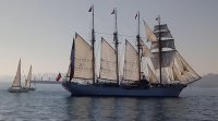 Como promotora de APEC y con una innovadora campaña medioambiental la Esmeralda inició su 64º Crucero de Instrucción