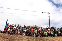 CSAV y familias del sector Bellavista participan de reforestación de Quebrada Cordillera