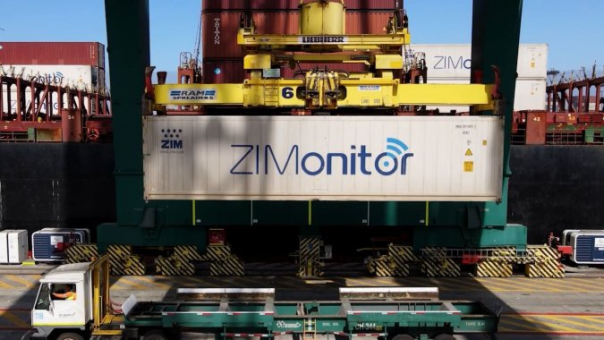 DP World San Antonio inaugura temporada de exportación de cerezas 2025-2026