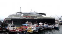 Con la recalada de la imponente nave de pasajeros Roal Admunsen culminó la temporada de cruceros en Valparaíso. Con la recalada de la imponente nave de pasajeros Roal Admunsen culminó la temporada de cruceros en Valparaíso.