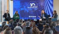 Ultramar realiza conversatorio “Conectar para confiar” y aborda los desafíos de construir confianza entre empresas, personas y comunidades
