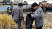 Limpieza subacuática de playas en Punta Arenas.