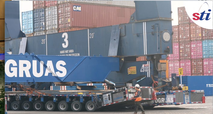 San Antonio Terminal Internacional (STI) realizó una maniobra inédita para ejecutar la mantención programada de una de sus grúas STS,
